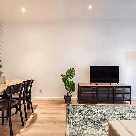 Akicity Anjos Moss Apartment Lisbon